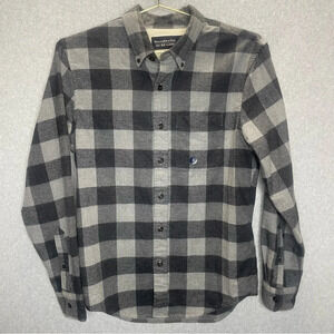 Abercrombie & Fitch Camping Hiking Soft AF Checkered Flannel Button Down Shirt